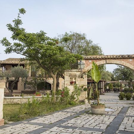 B&B Casale Siciliano Di Miryam Tiralongo Avola Dış mekan fotoğraf