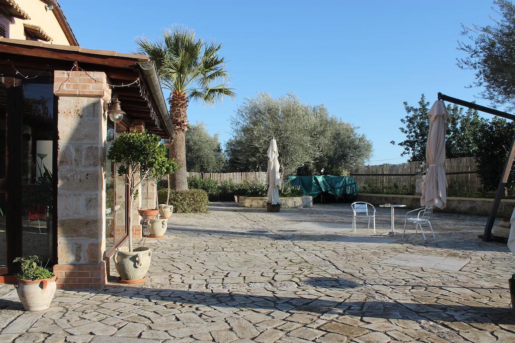 B&B Casale Siciliano Di Miryam Tiralongo Avola Dış mekan fotoğraf
