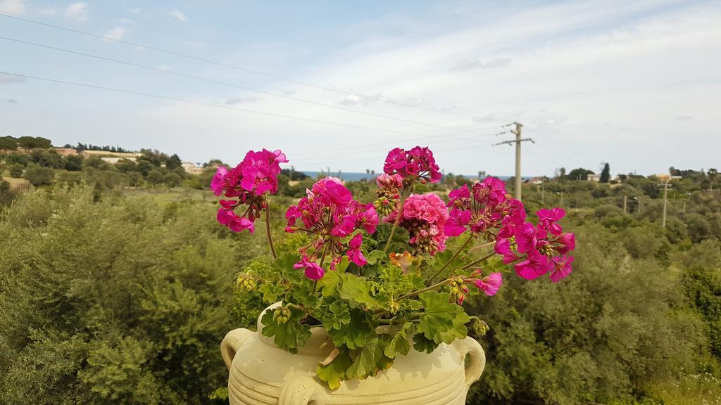 B&B Casale Siciliano Di Miryam Tiralongo Avola Dış mekan fotoğraf