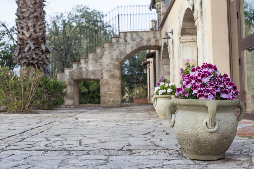 B&B Casale Siciliano Di Miryam Tiralongo Avola Dış mekan fotoğraf