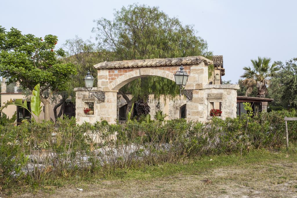B&B Casale Siciliano Di Miryam Tiralongo Avola Dış mekan fotoğraf